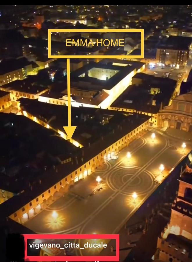 Emma Home Adiacente Alla Piazza Ducale Виджевано Екстериор снимка